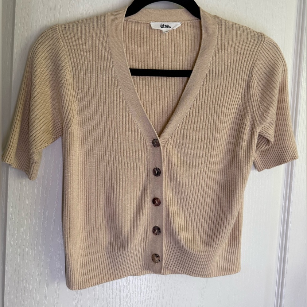 Women's Beige Ribbed V-Neck Sweater